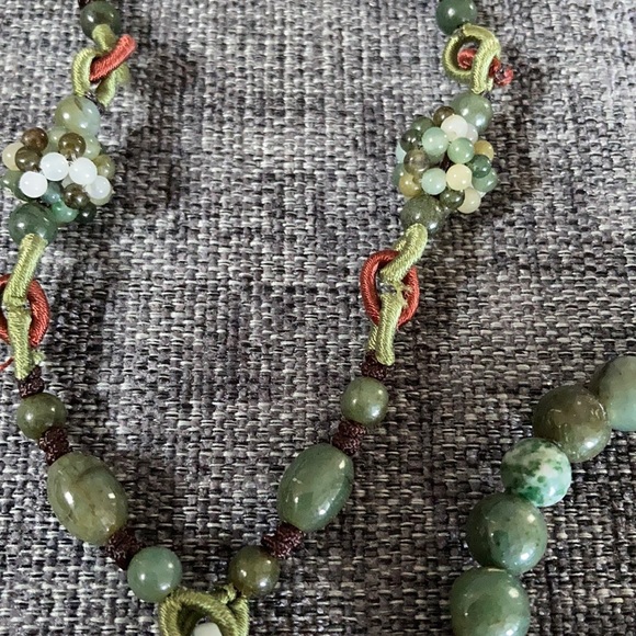 Jade Necklace and Bracelet with Butterfly - Picture 5 of 7